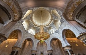 صلاة التراويح في عجمان وجدول القرّاء في العشر الأواخر من رمضان 1439 – 2018