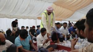 جمعية الشارقة الخيرية توزع 448 ألف وجبة إفطار صائم خلال النصف الأول من رمضان